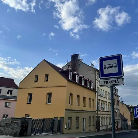 Tiffany Apartamento *